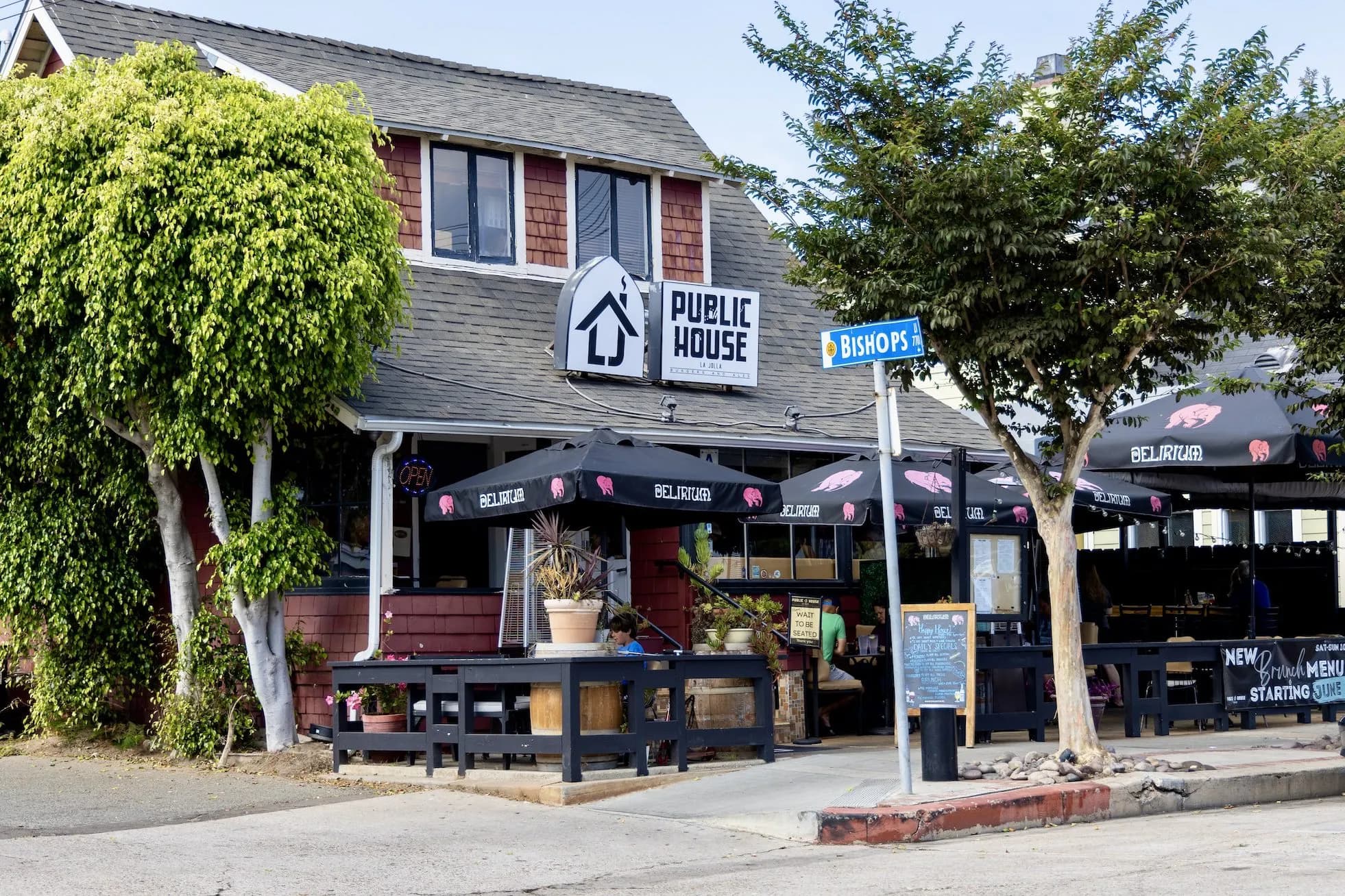 PublicHouseLaJolla.webp